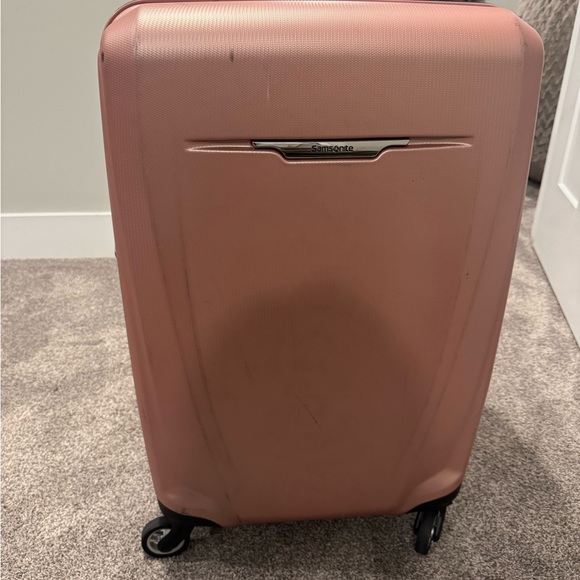 Samsonite Handbags - Samsonite Winfield 3 DLX Hardside Medium Suitcase Luggage Spinners Ross Gold